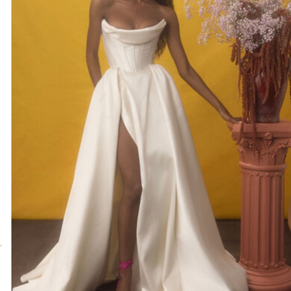 Sarah Seven Morrison Wedding Gown